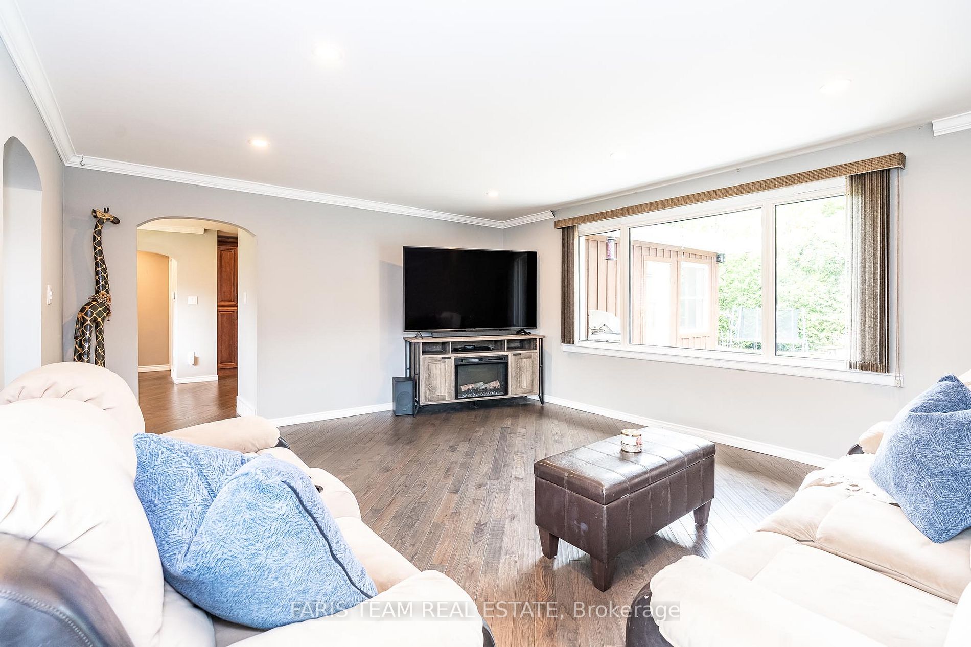 105 Bayview Dr