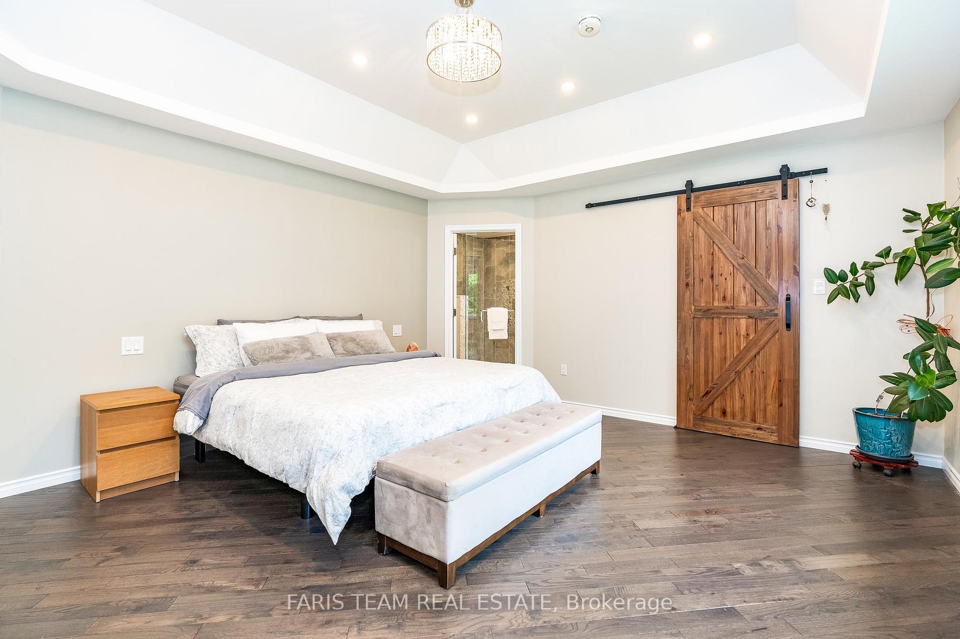 105 Bayview Dr