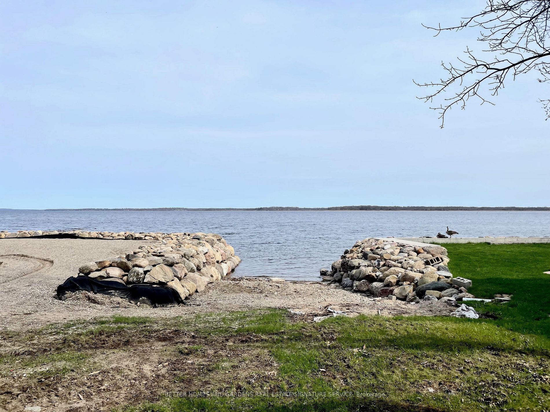 257 ROBINS POINT Road