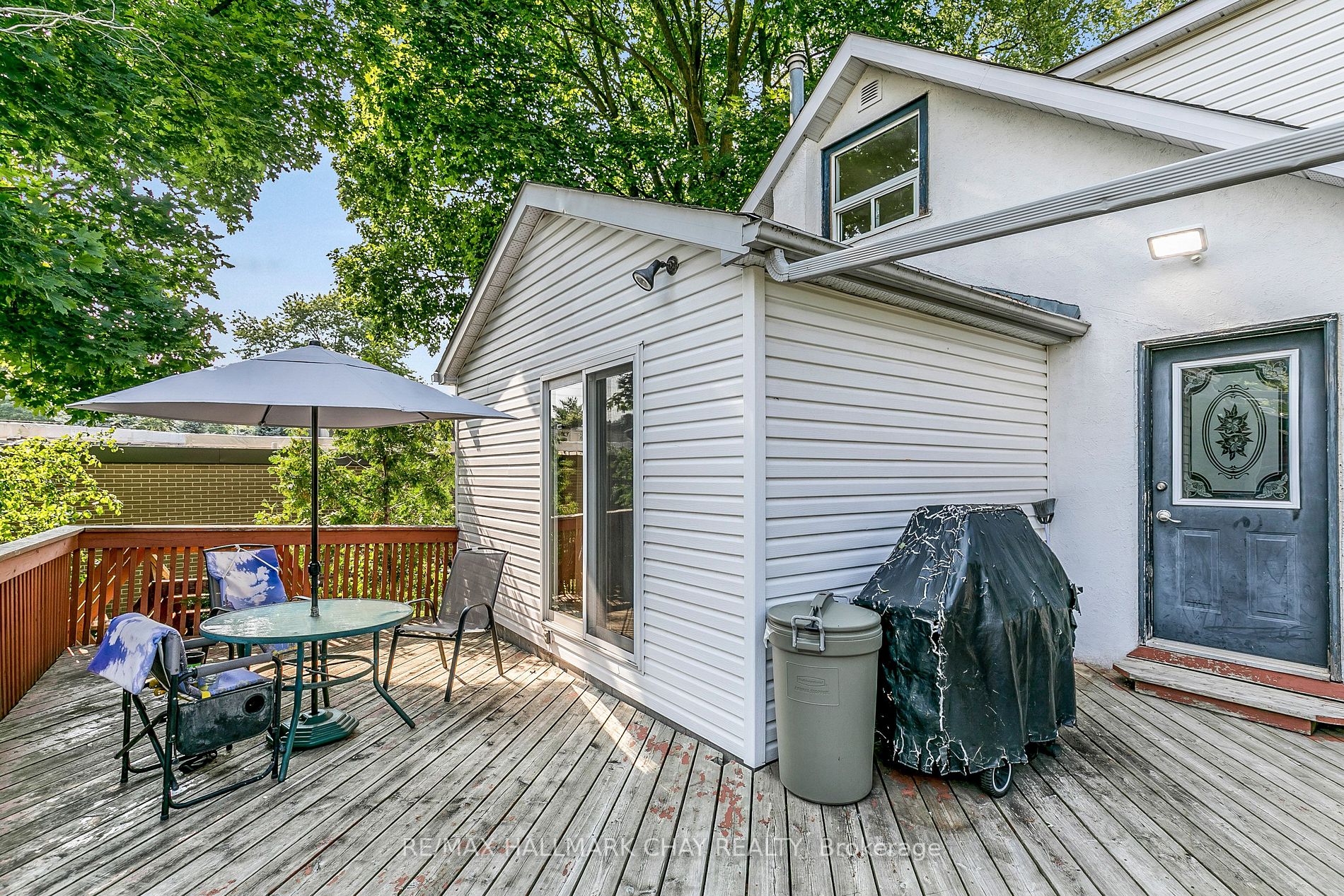 114 Burton Ave