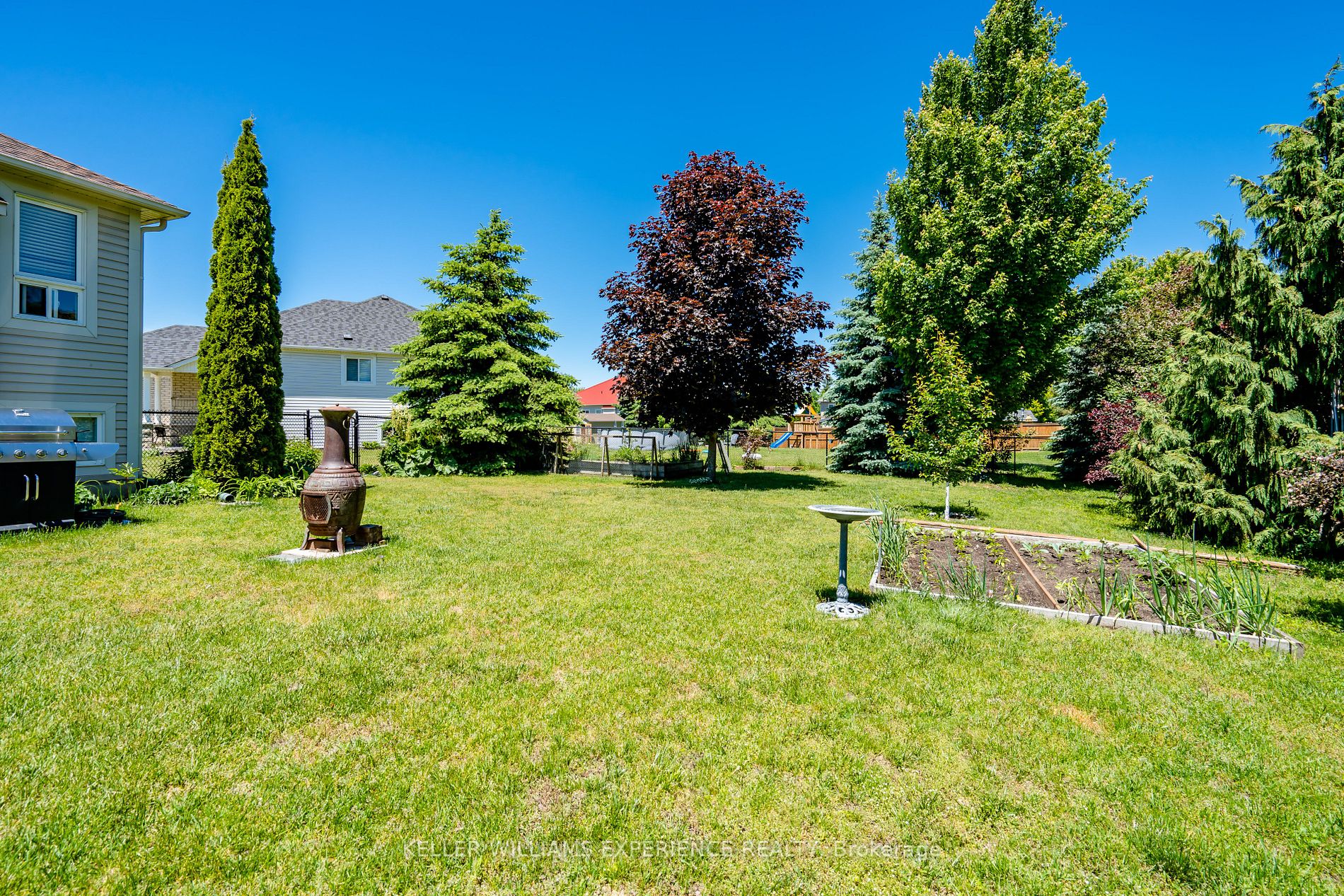 Listing S6734582 - Large Photo # 33