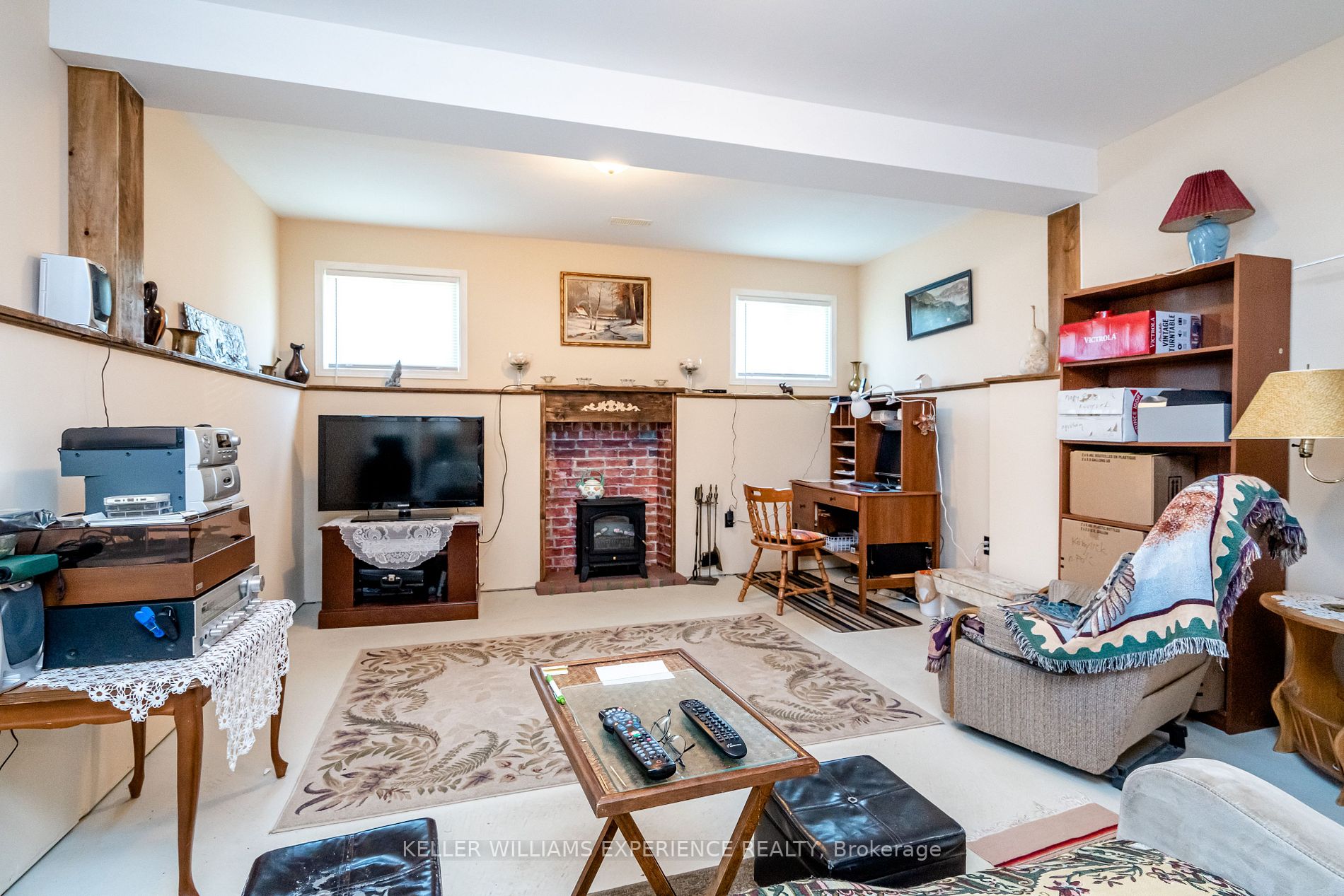 Listing S6734582 - Large Photo # 20