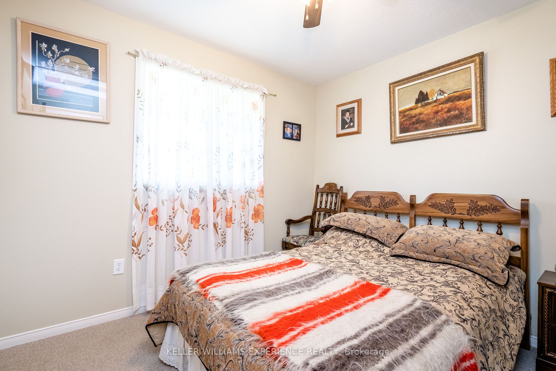 Listing S6734582 - Large Photo # 16