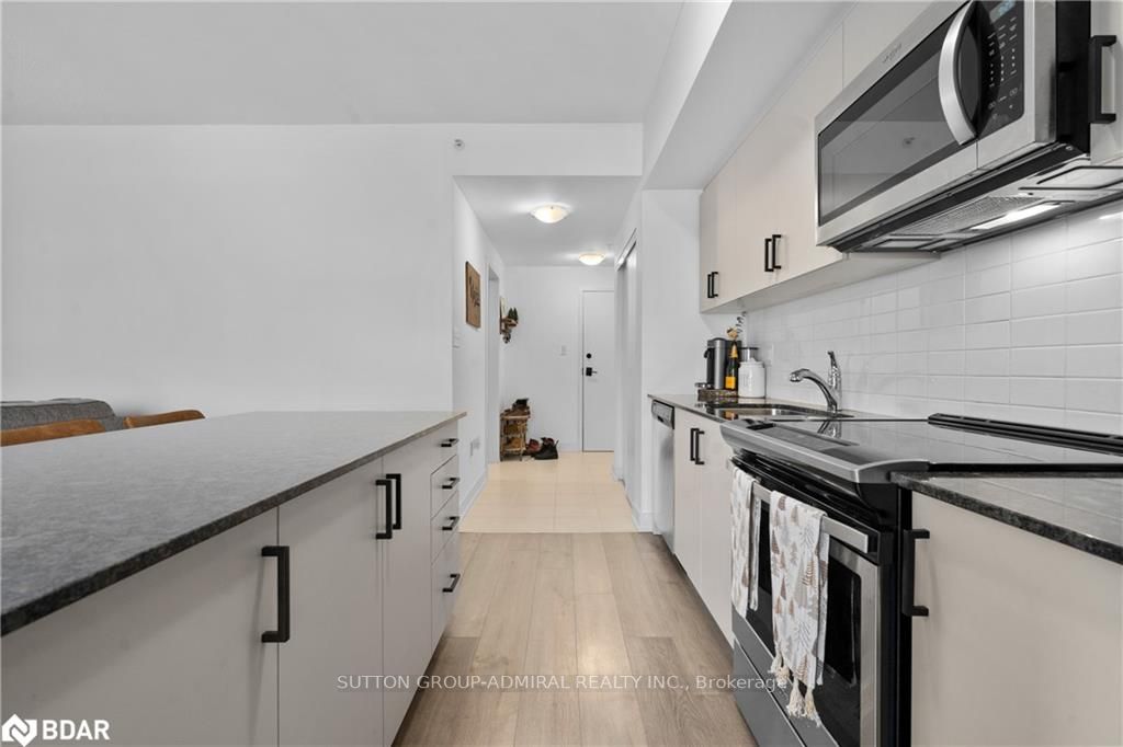 5 Chef Lane, #401