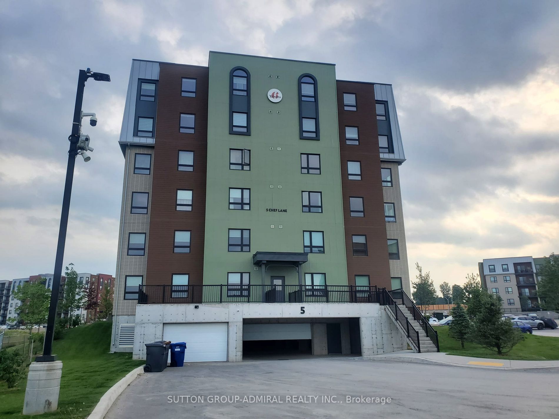 5 Chef Lane, #401