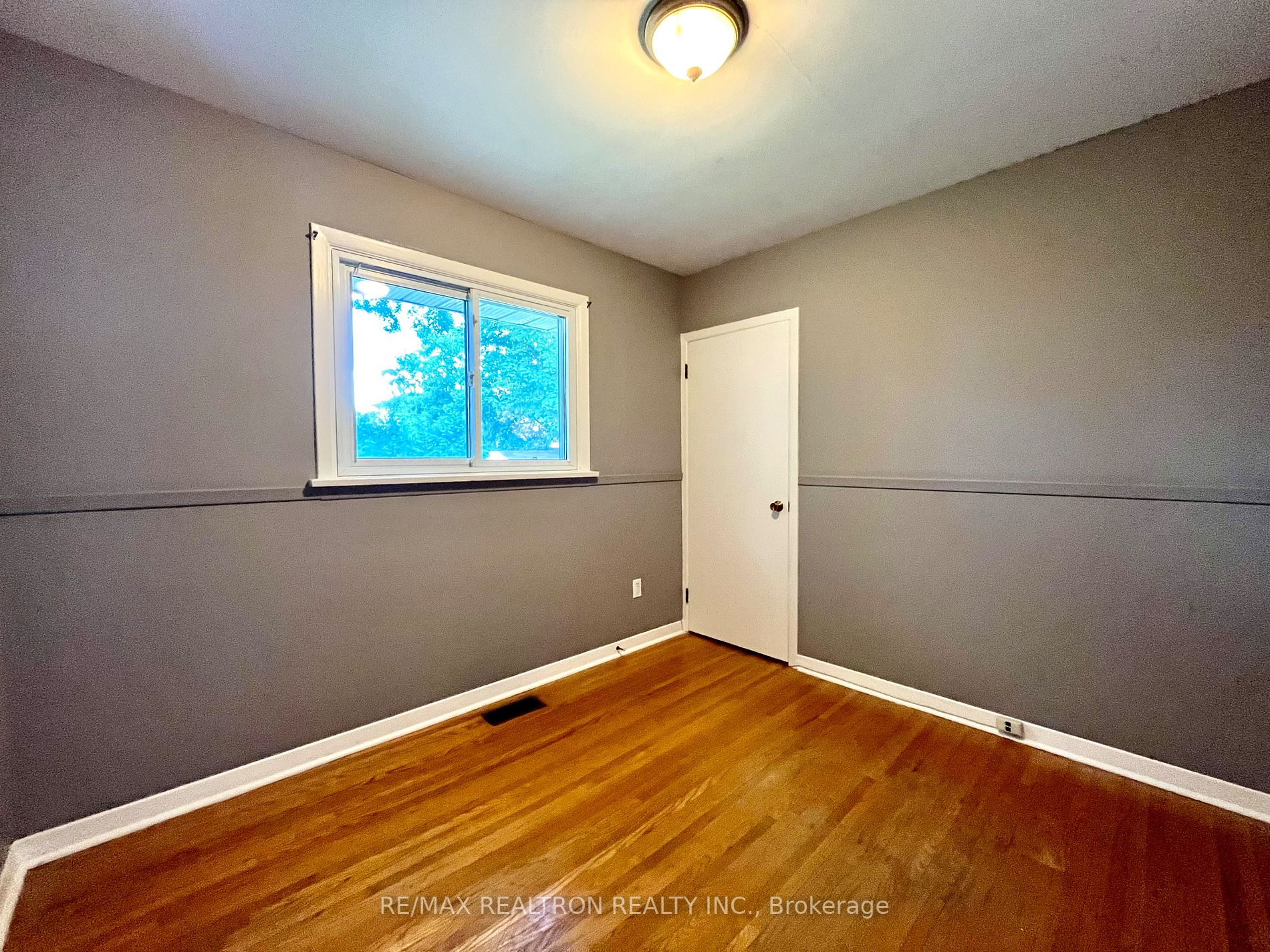 10 Highview Rd