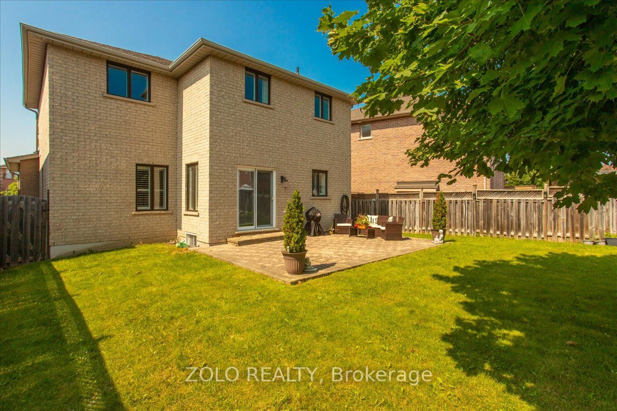 78 Joseph Crescent