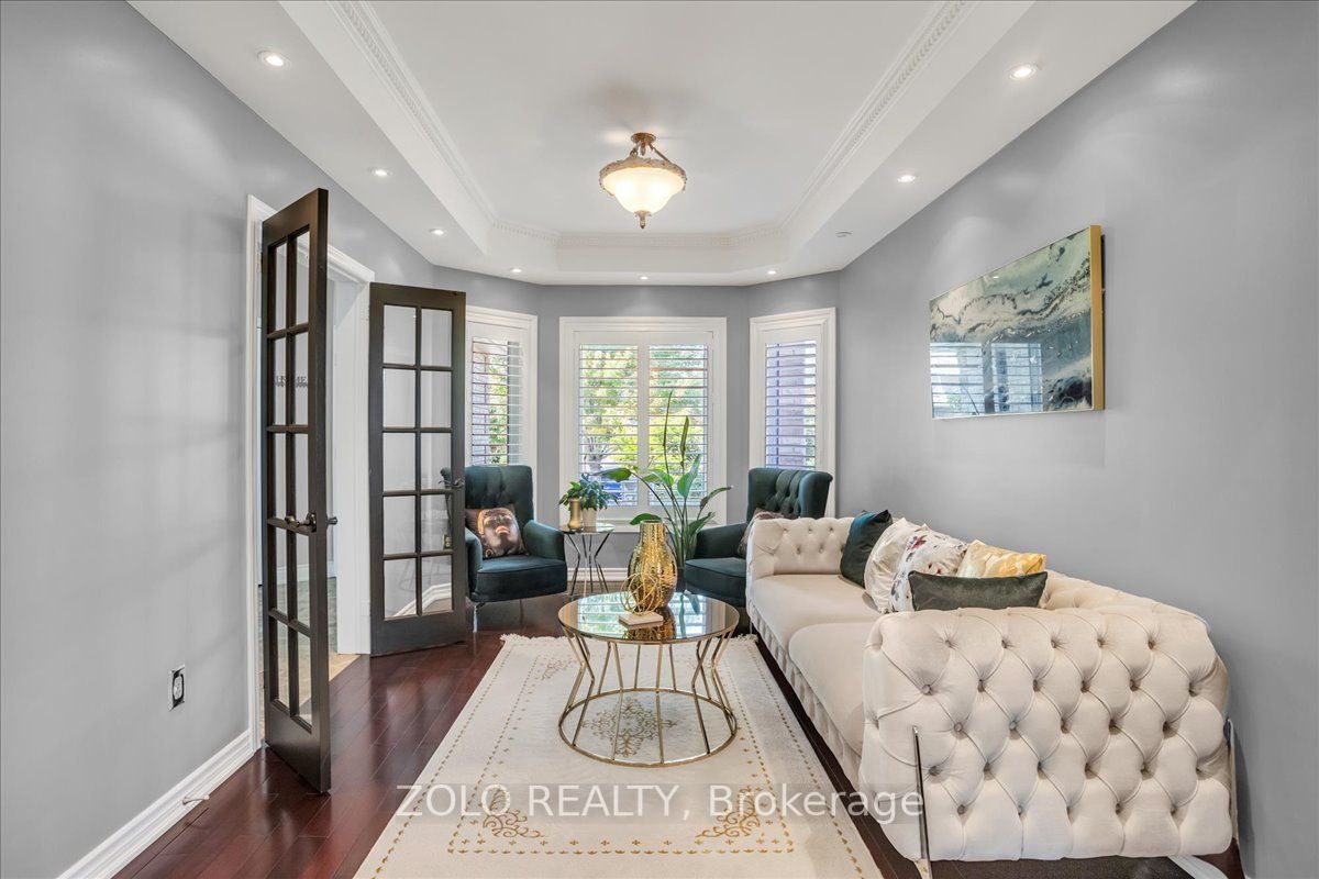 78 Joseph Crescent