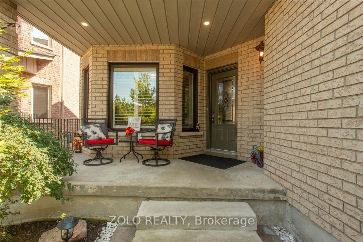 78 Joseph Crescent