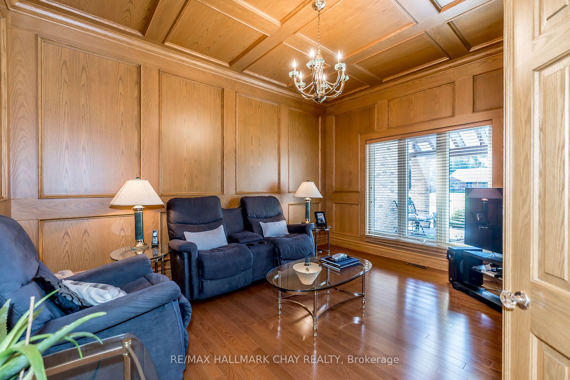 16 Lilac Lane