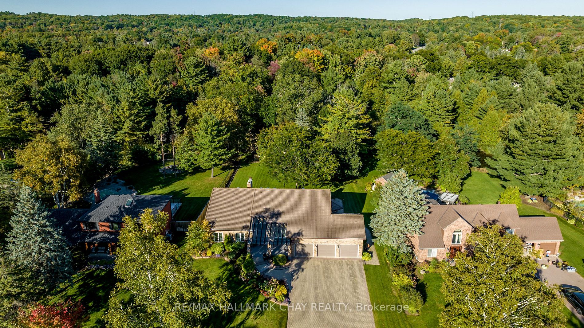 16 Lilac Lane