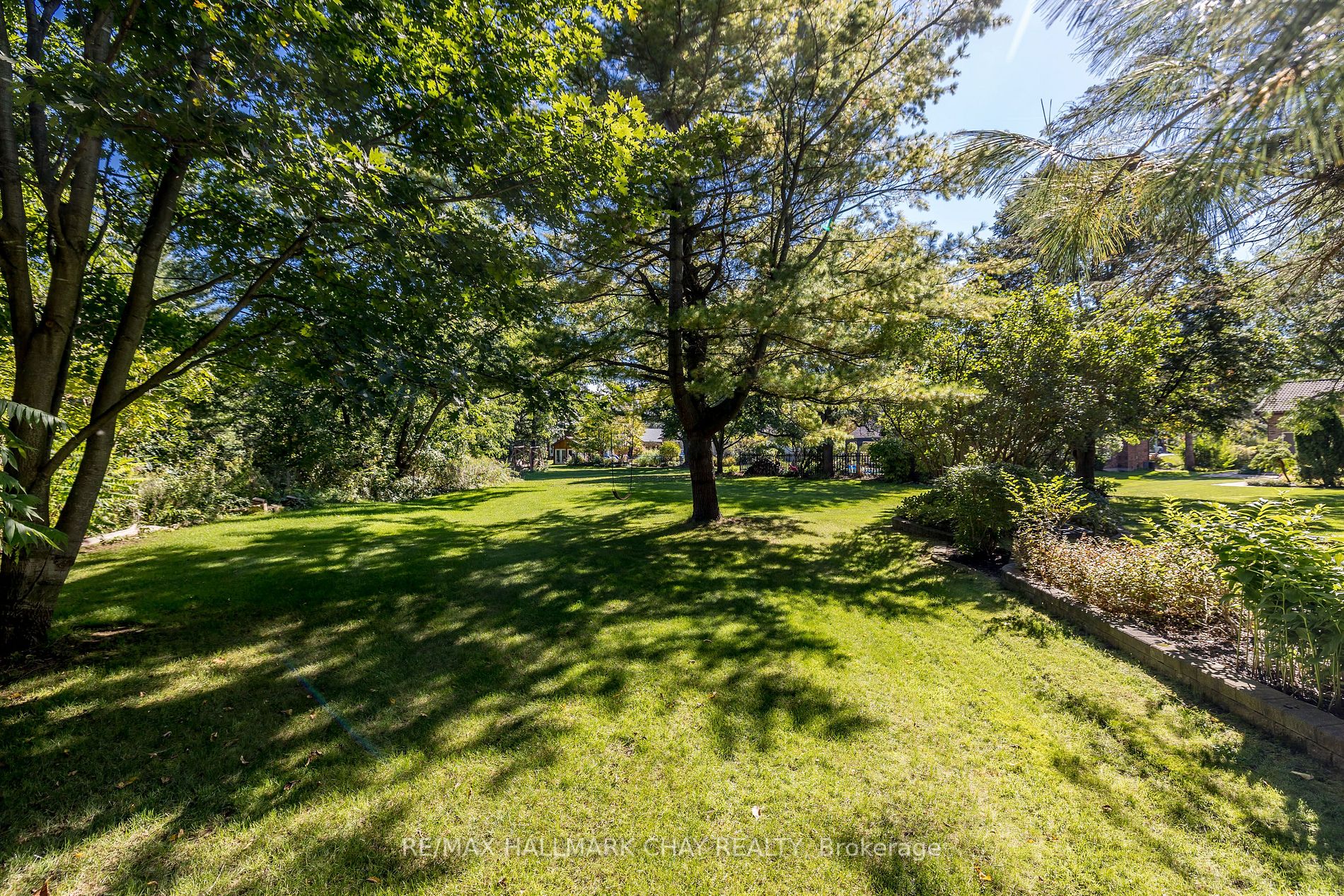 16 Lilac Lane