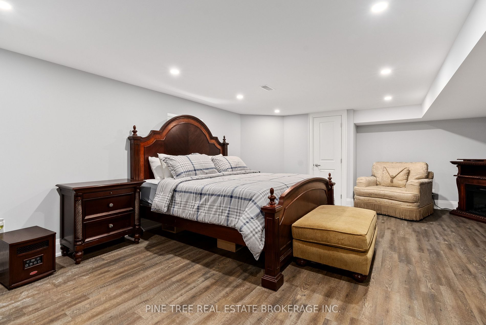 409 Coxmill Rd