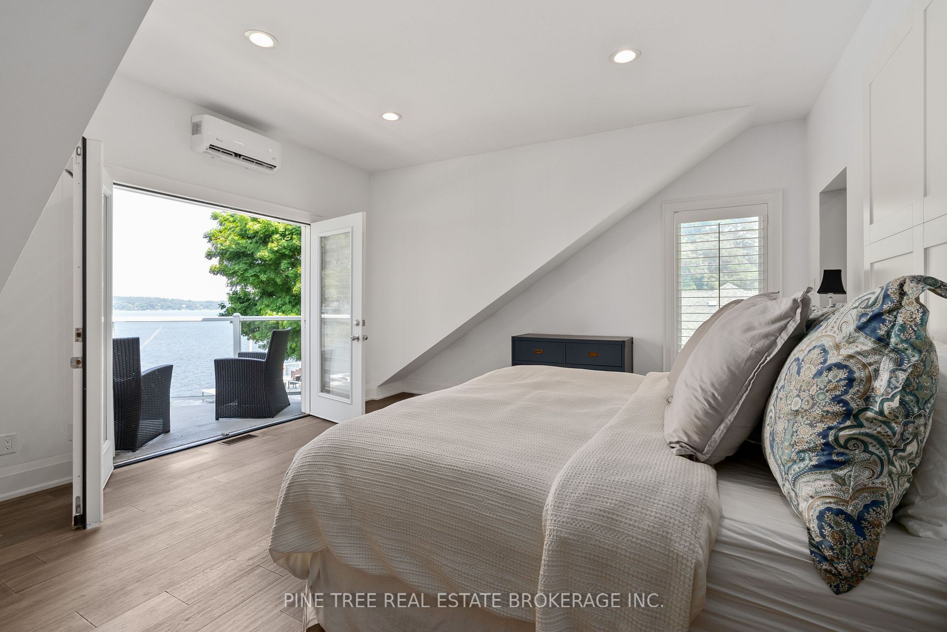 409 Coxmill Rd