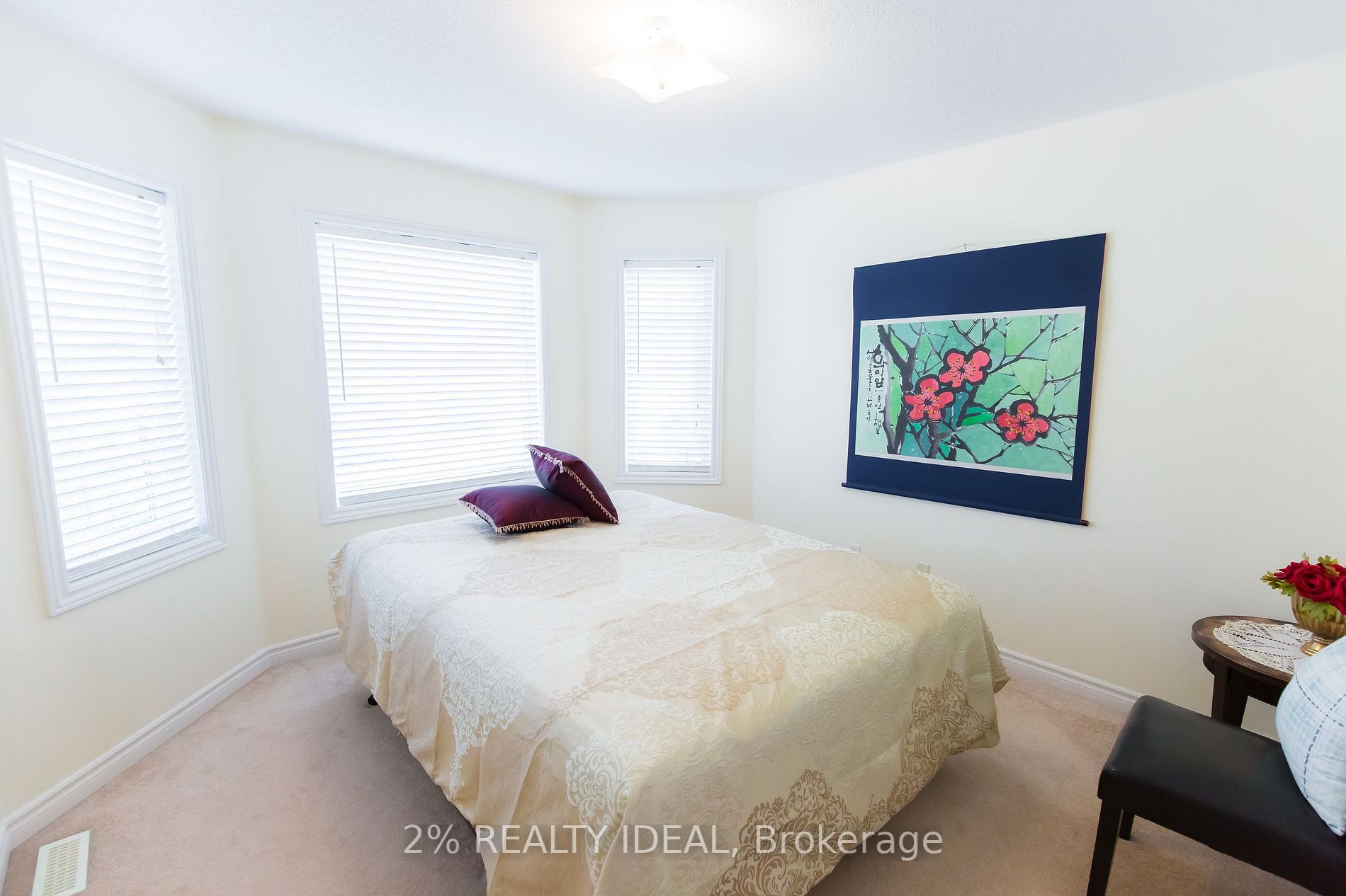 82 Sproule Dr