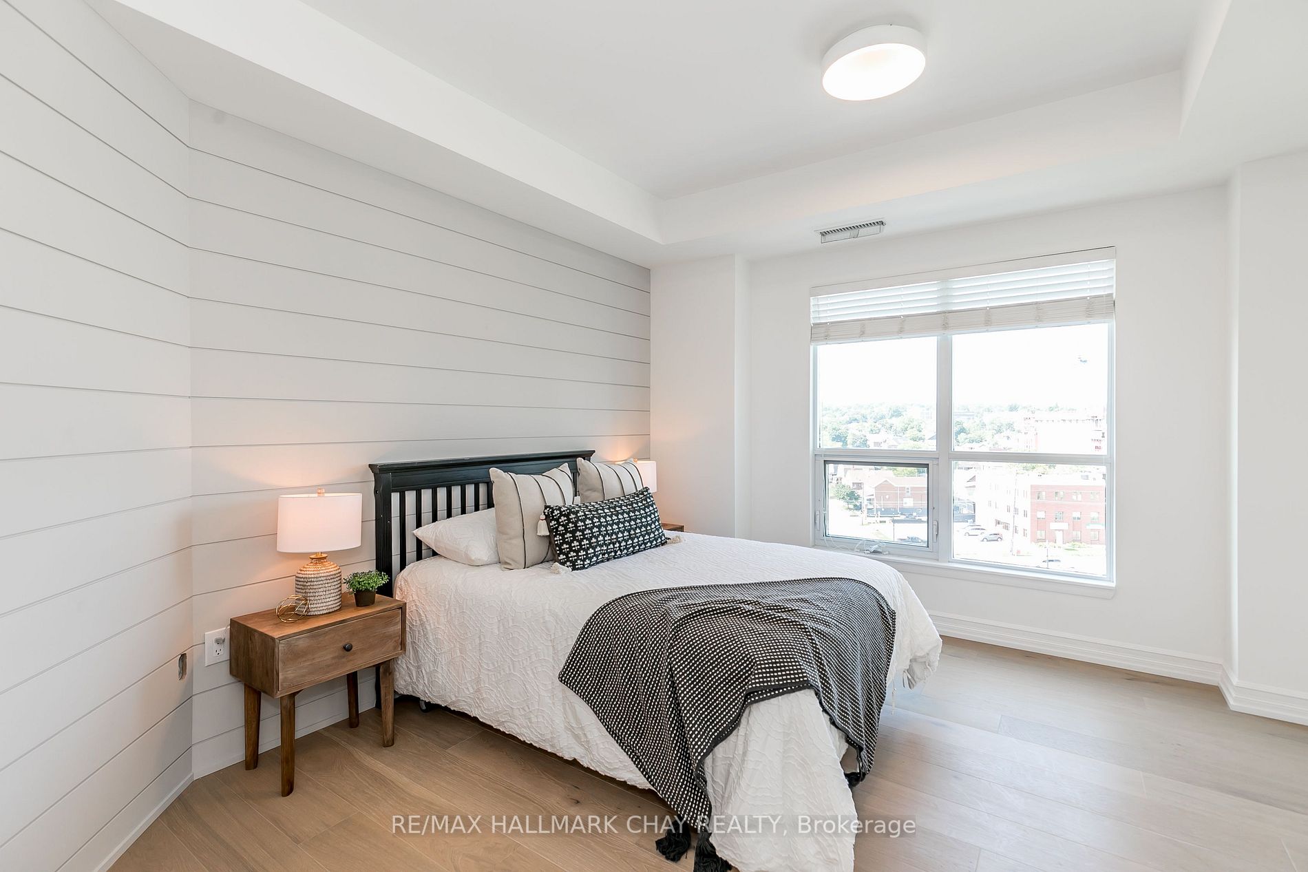 6 Toronto St, #801