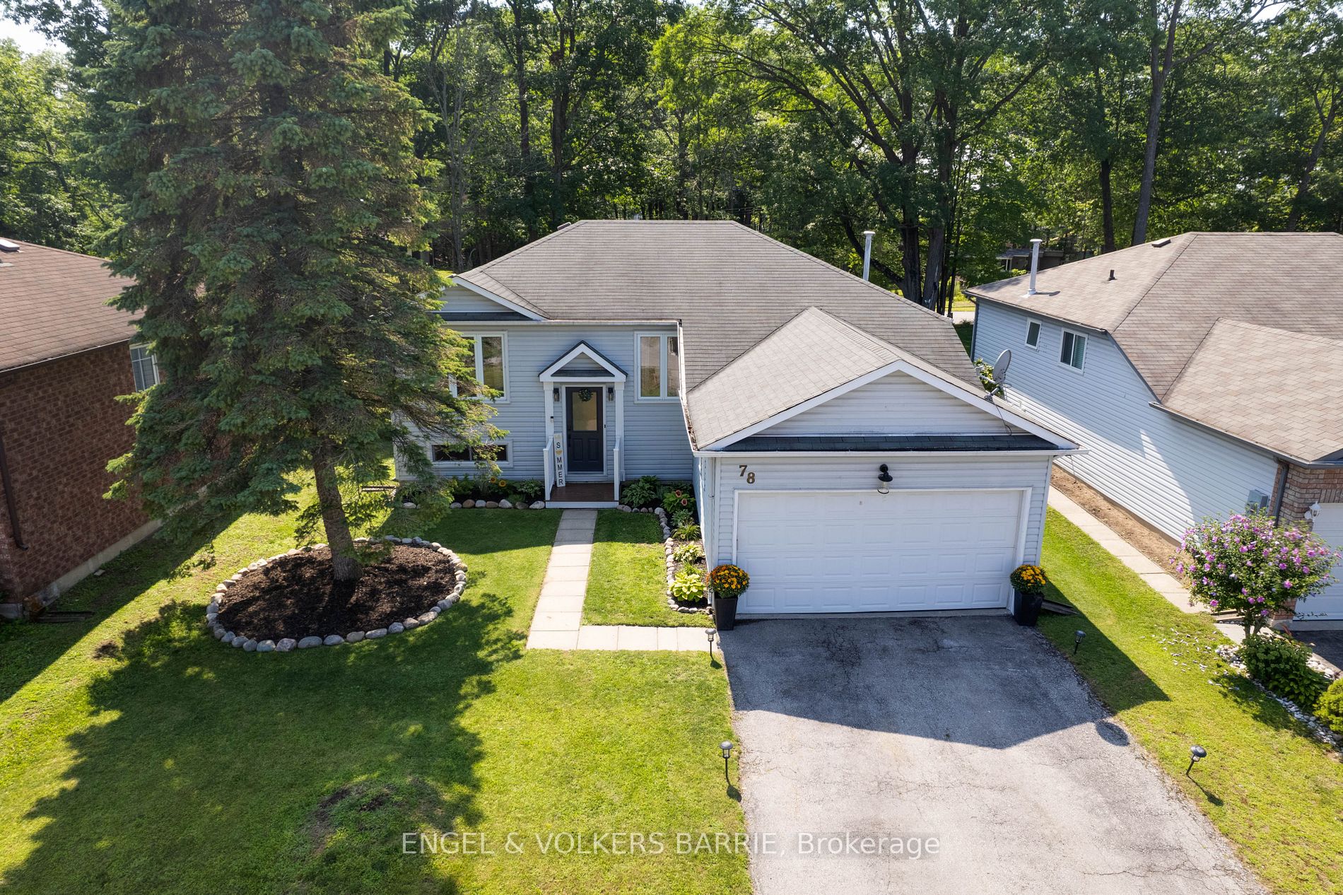 78 Leo Blvd