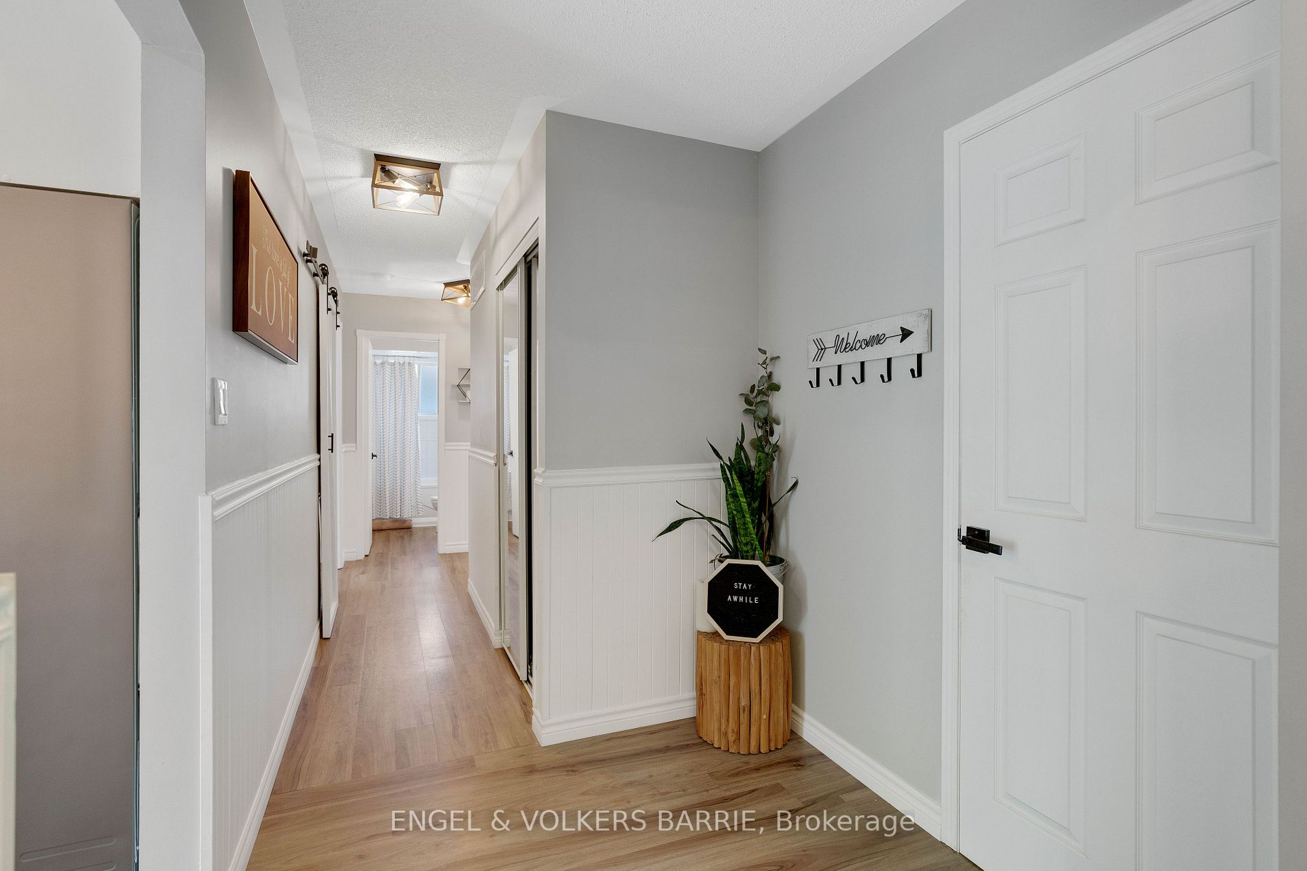 78 Leo Blvd