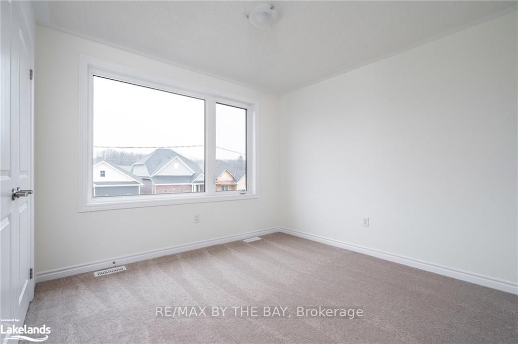 24 Simona Ave