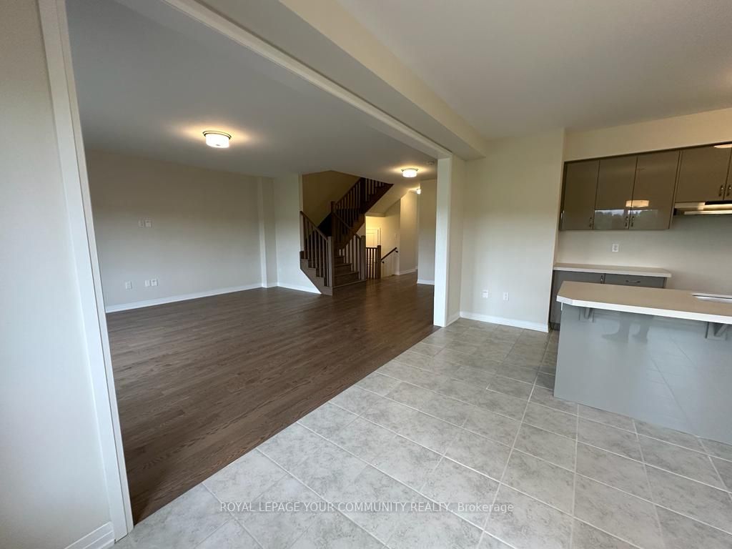 3715 Quayside Dr