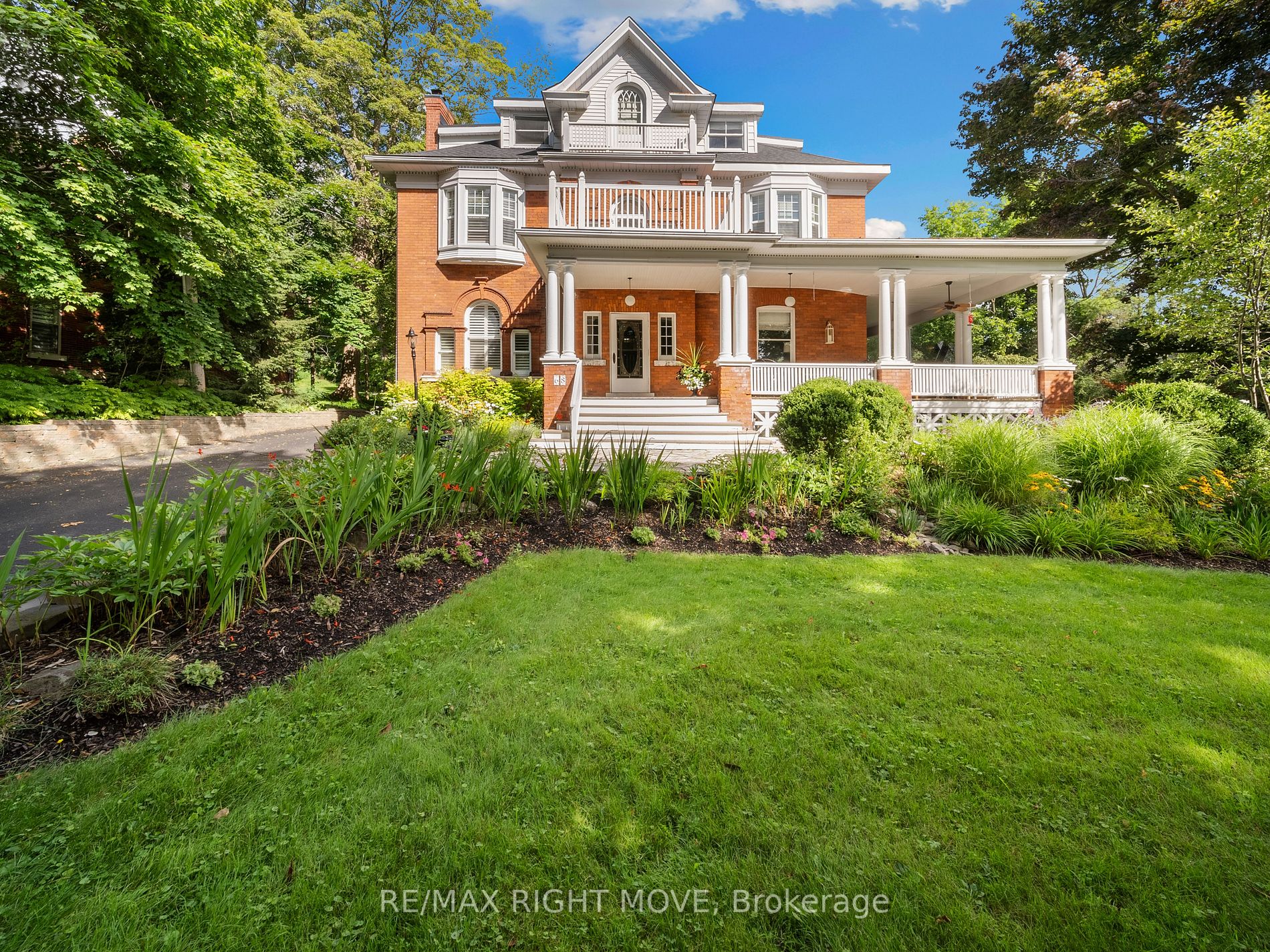 68 Tecumseth St