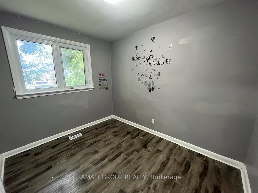 188 St Vincent Street, #Main