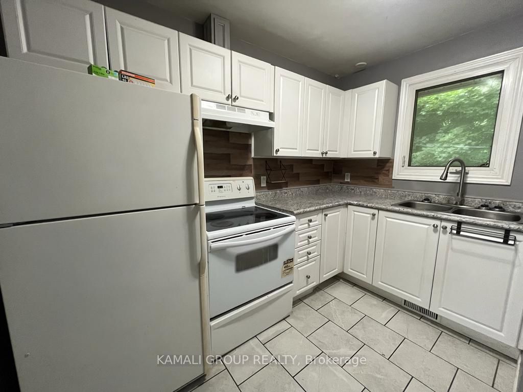 188 St Vincent Street, #Main