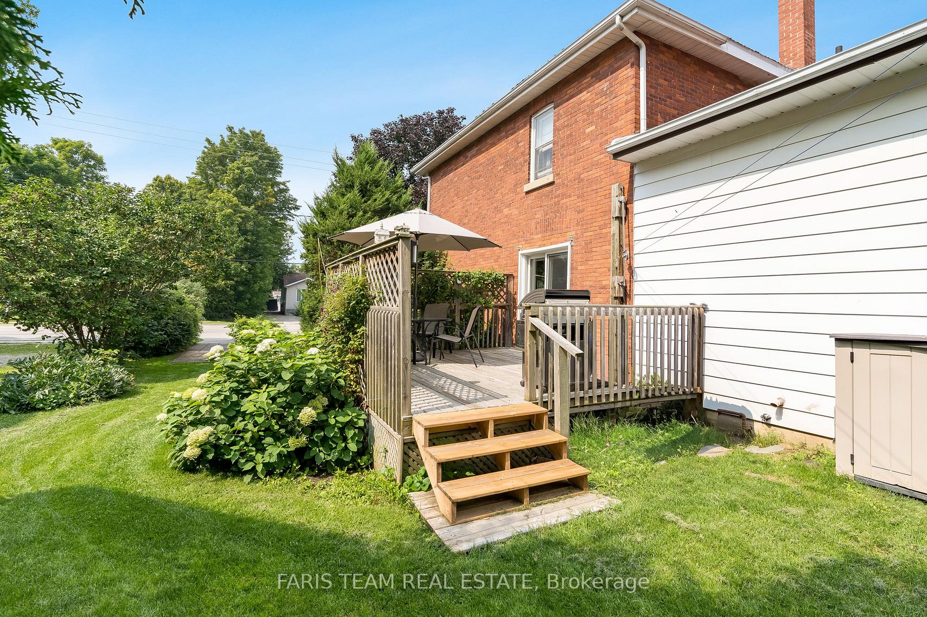 43 Queen Street E