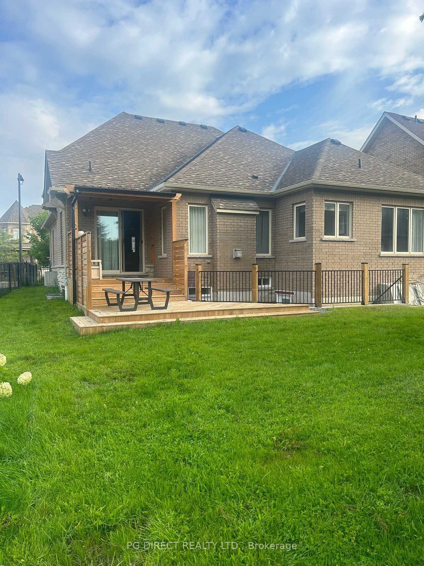 3 Cameron St