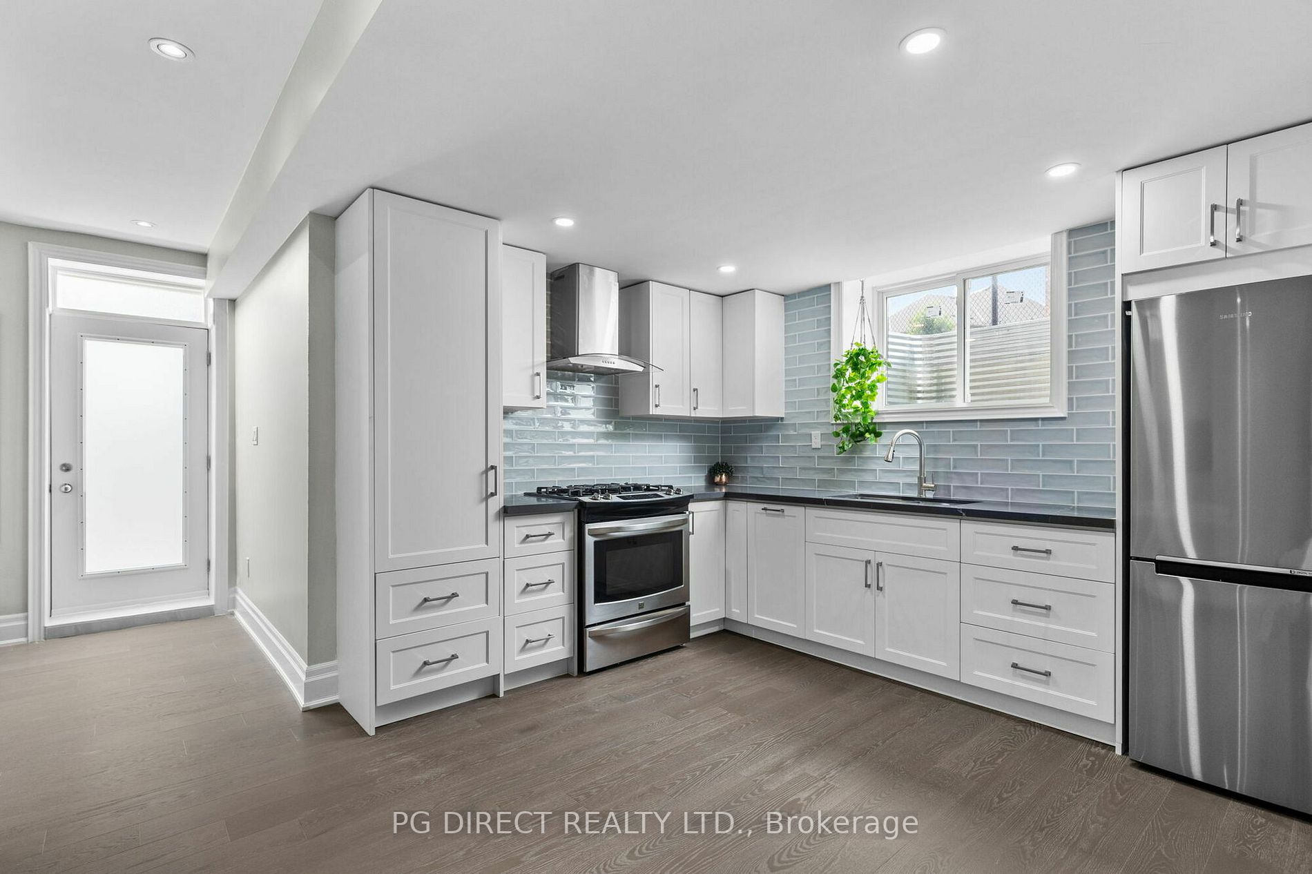 3 Cameron St