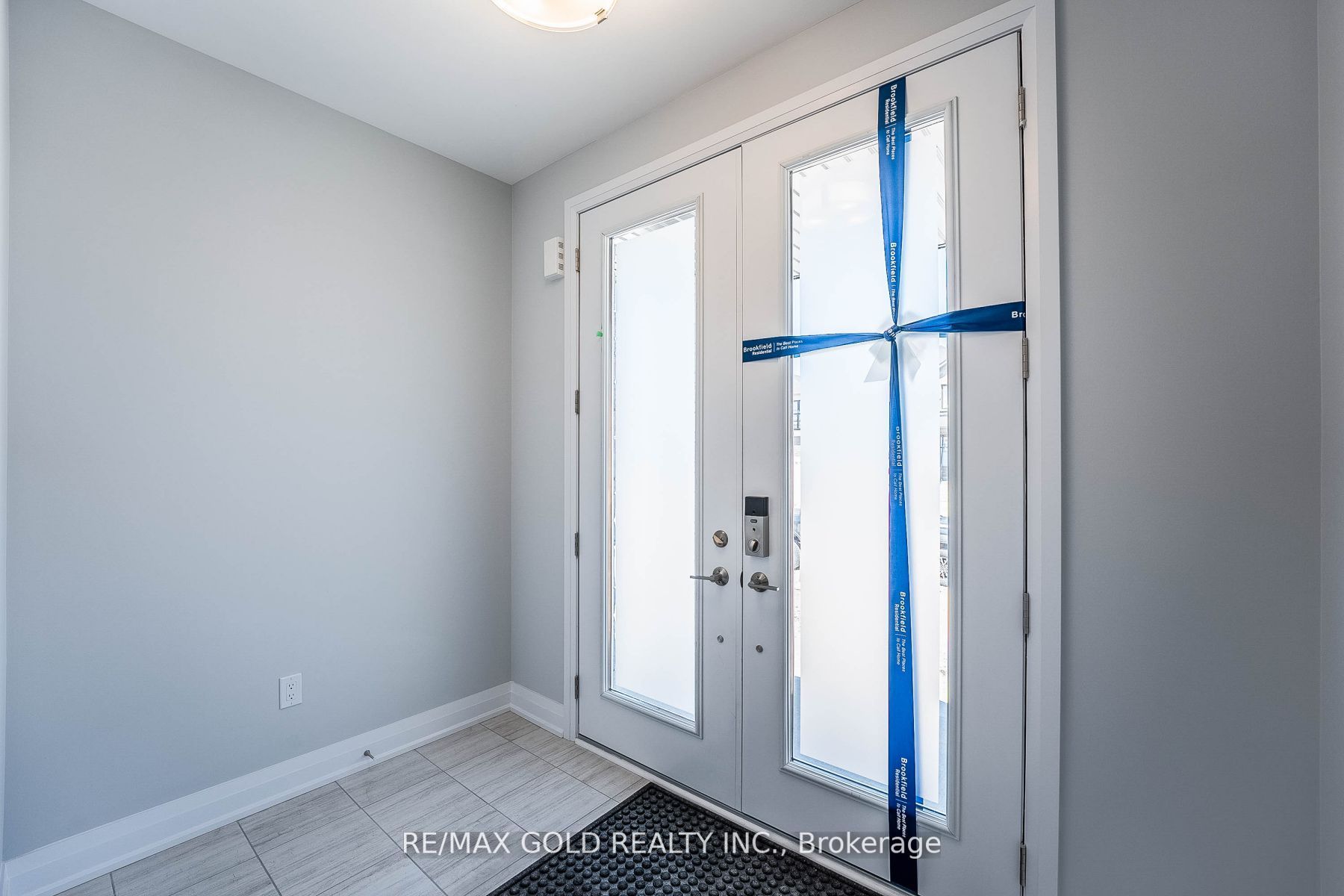 18 Sweet Cicely St