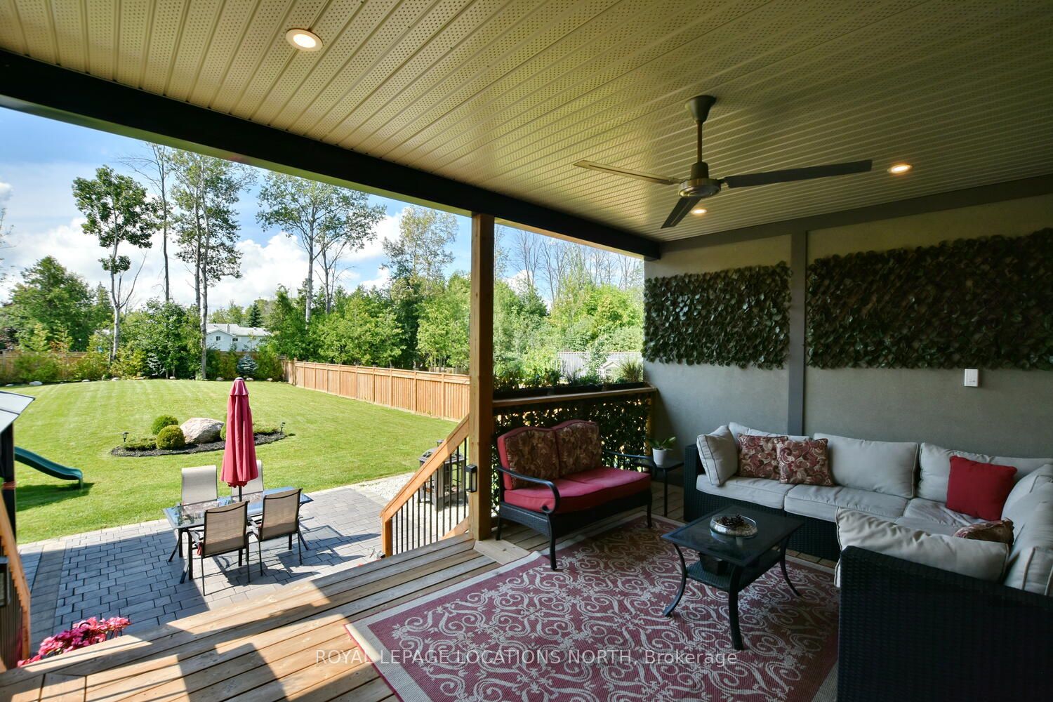 9789 Beachwood Rd