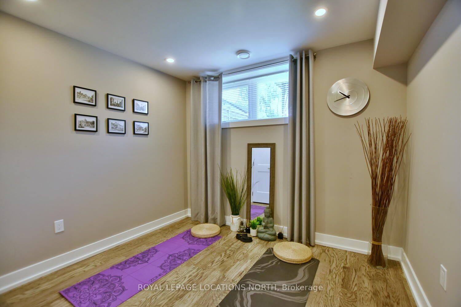 9789 Beachwood Rd