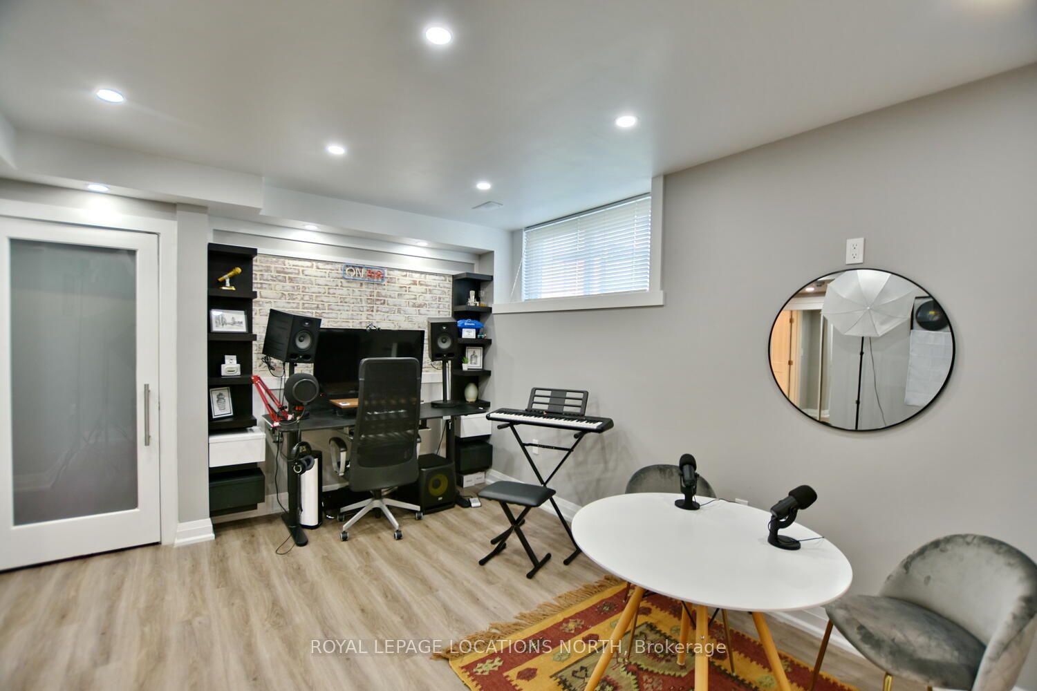 9789 Beachwood Rd