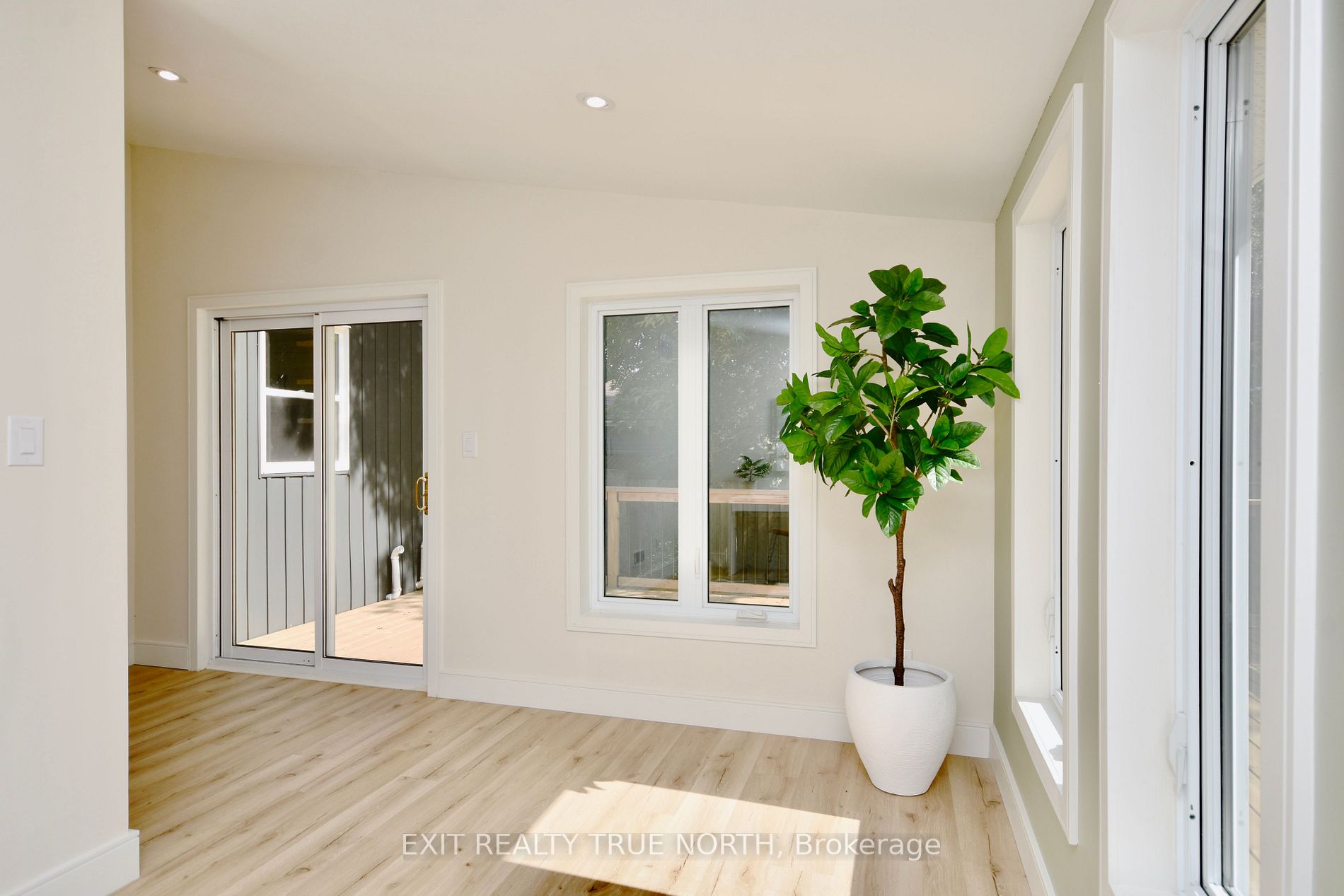 109 Dunlop St