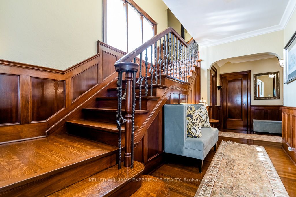 Listing S6749950 - Large Photo # 22