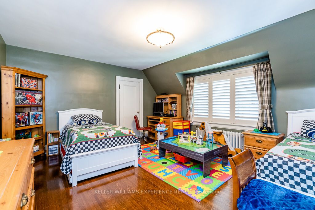 Listing S6749950 - Large Photo # 27