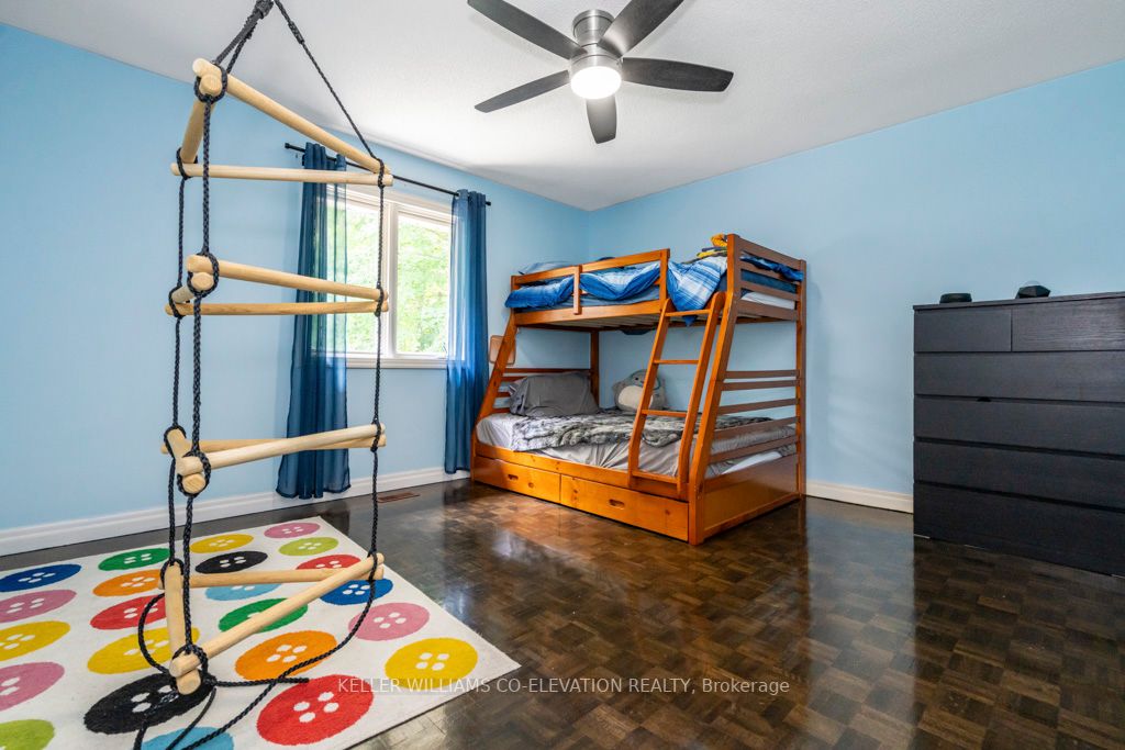 128 Tall Pines Dr