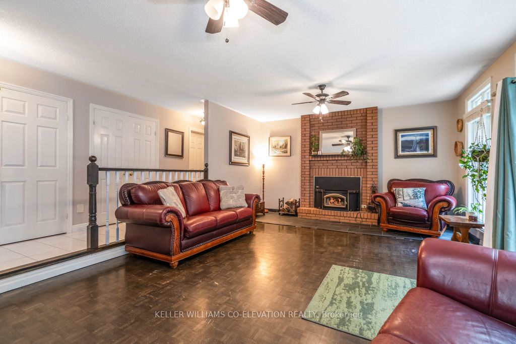 128 Tall Pines Dr