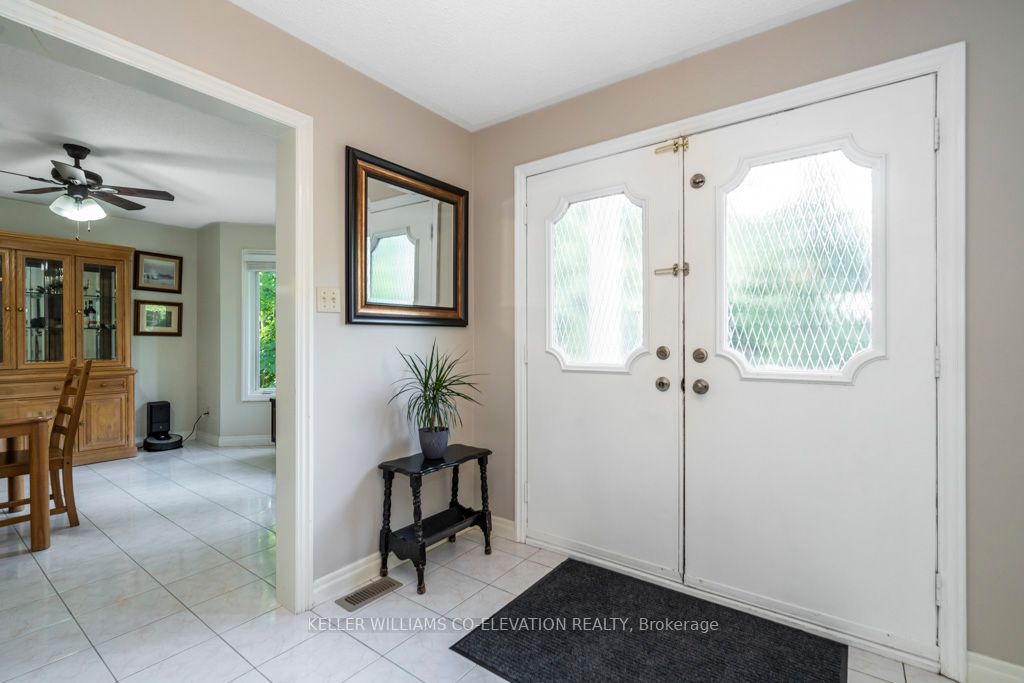 128 Tall Pines Dr