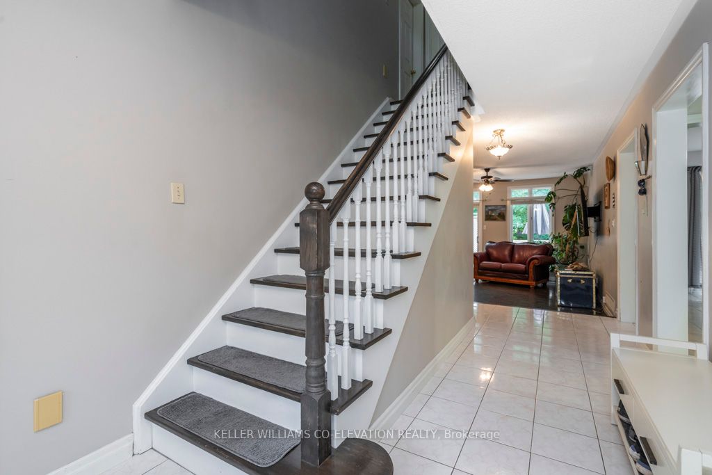 128 Tall Pines Dr