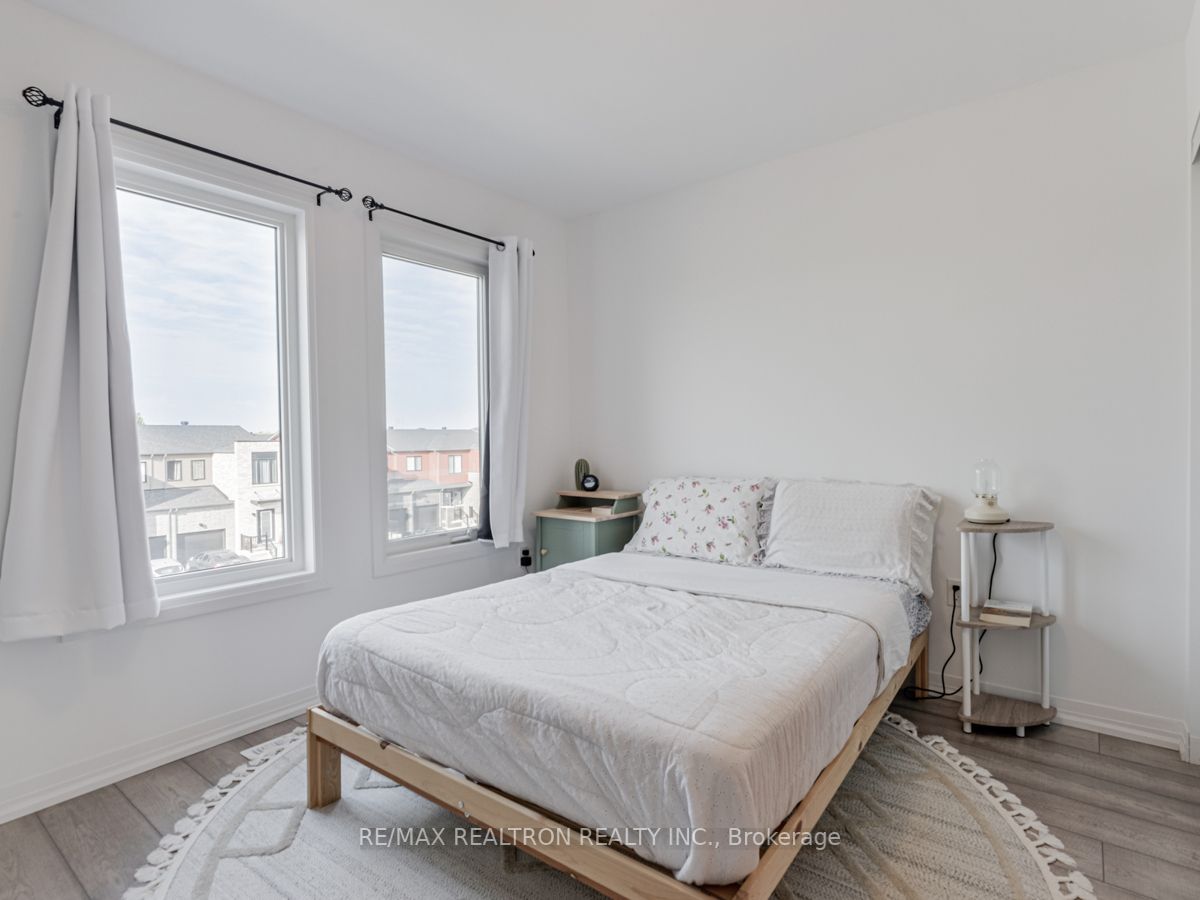 113 Fairlane Ave