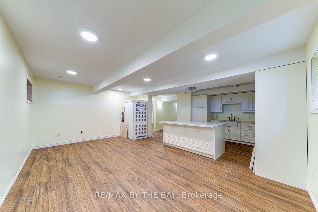 164 Santos Lane E