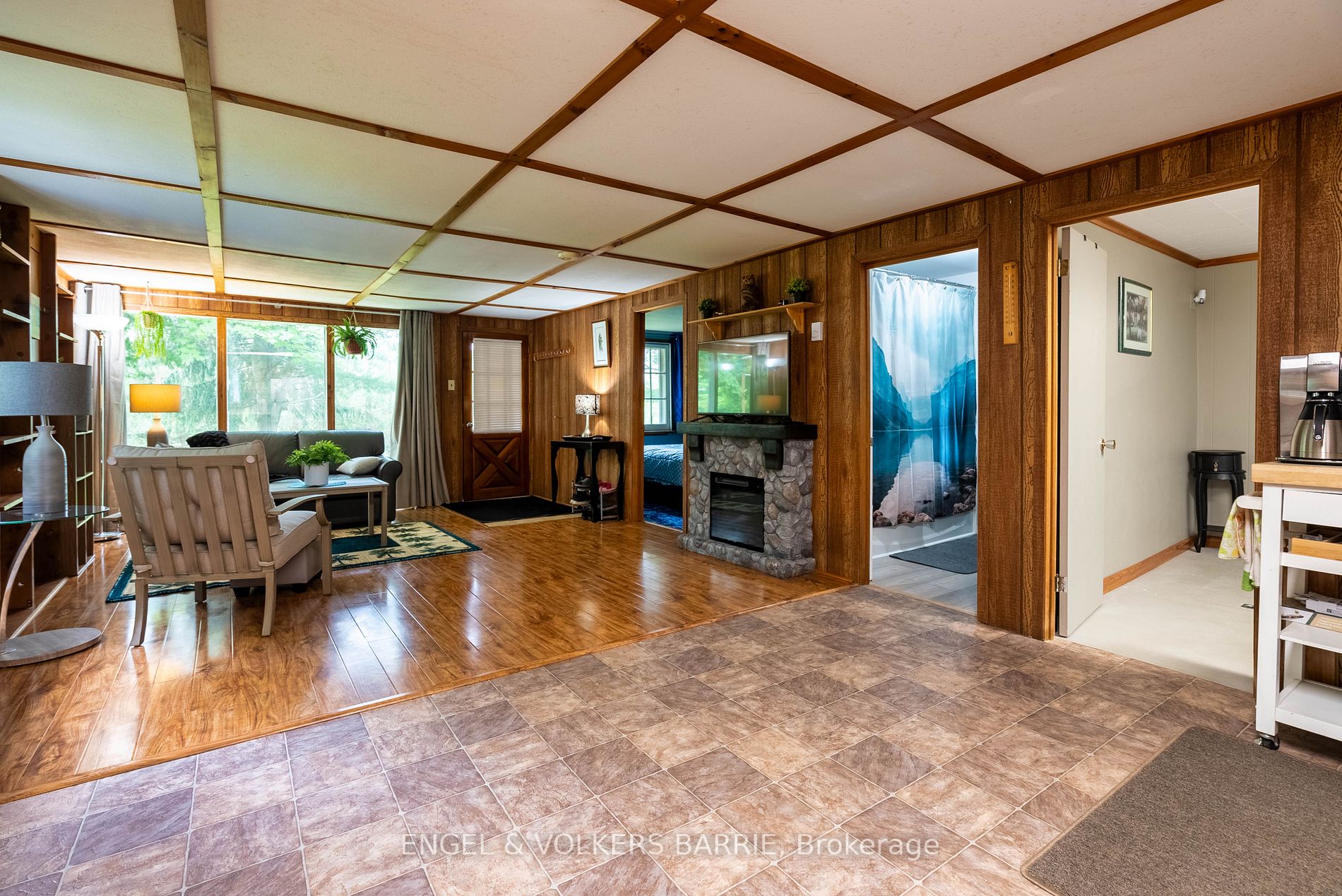 Listing S6752130 - Large Photo # 4