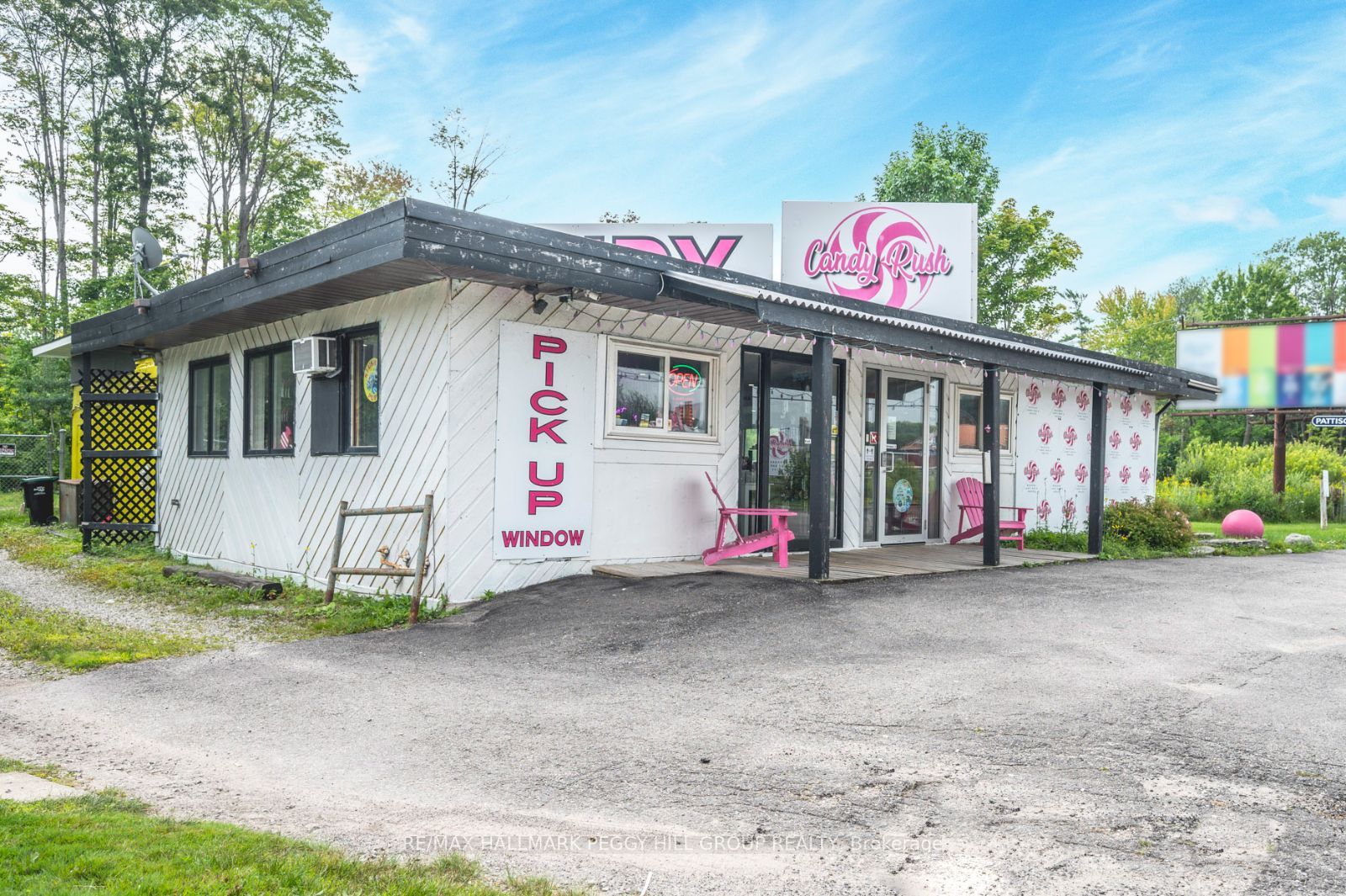 8903 Hwy 11 N