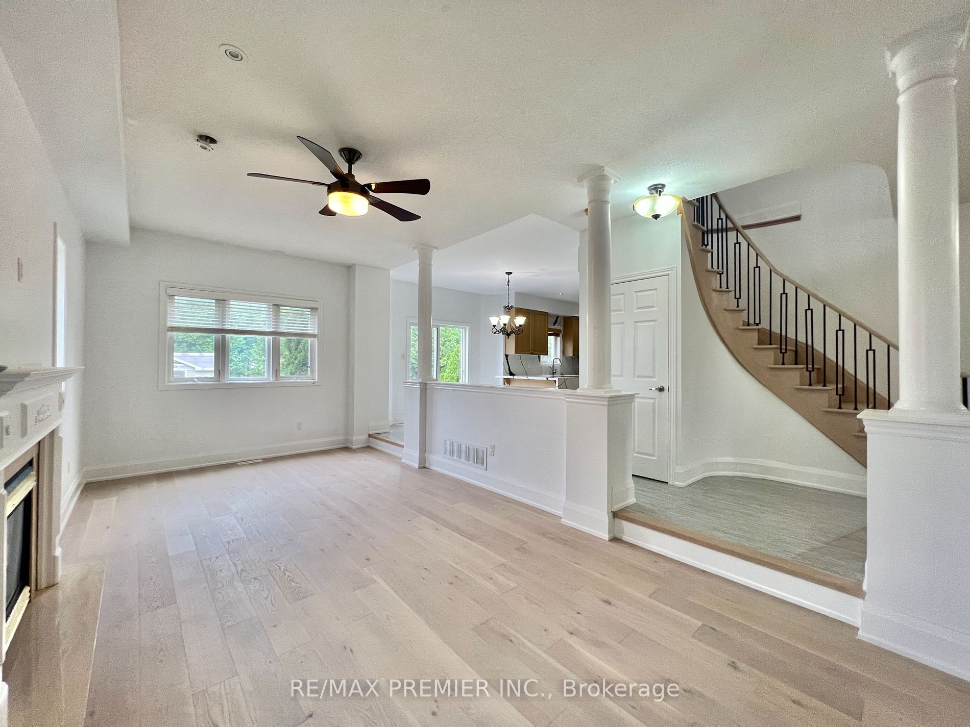 13 Oakside Court