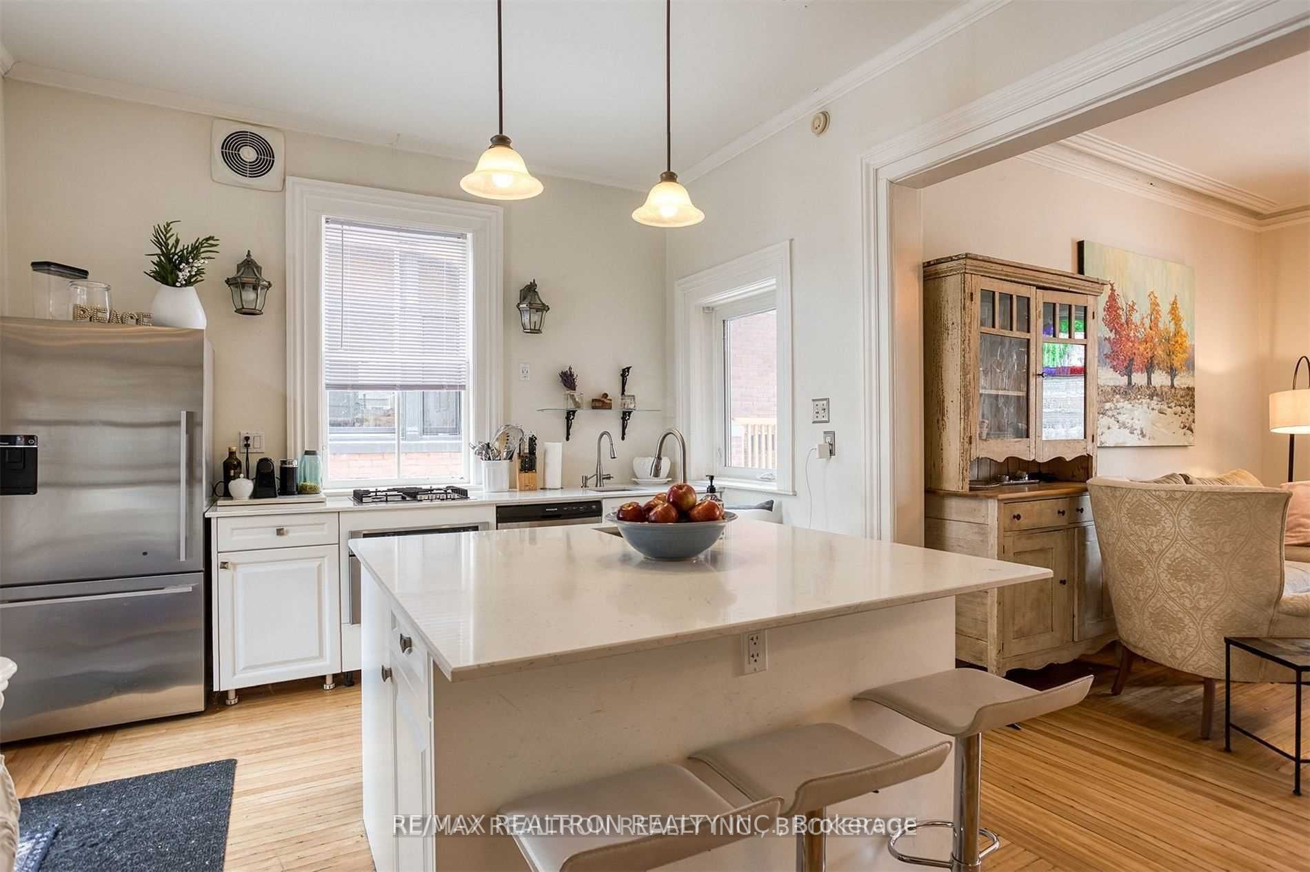 74 & 76 Ontario St