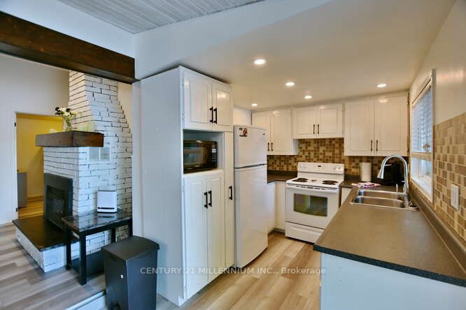 Listing S6760404 - Large Photo # 33