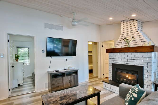 Listing S6760404 - Large Photo # 25
