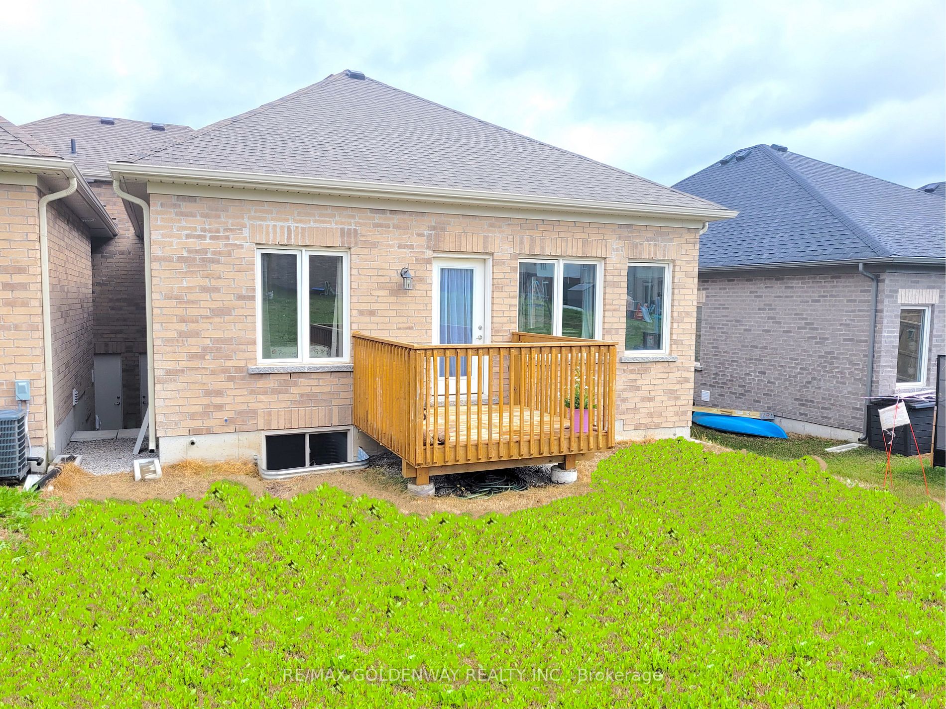 100 Isabella Dr